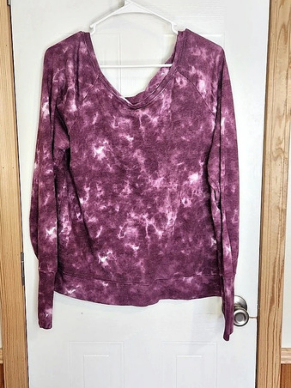 SO Perfect Crew Sweatshirt Tie-Dye Purple